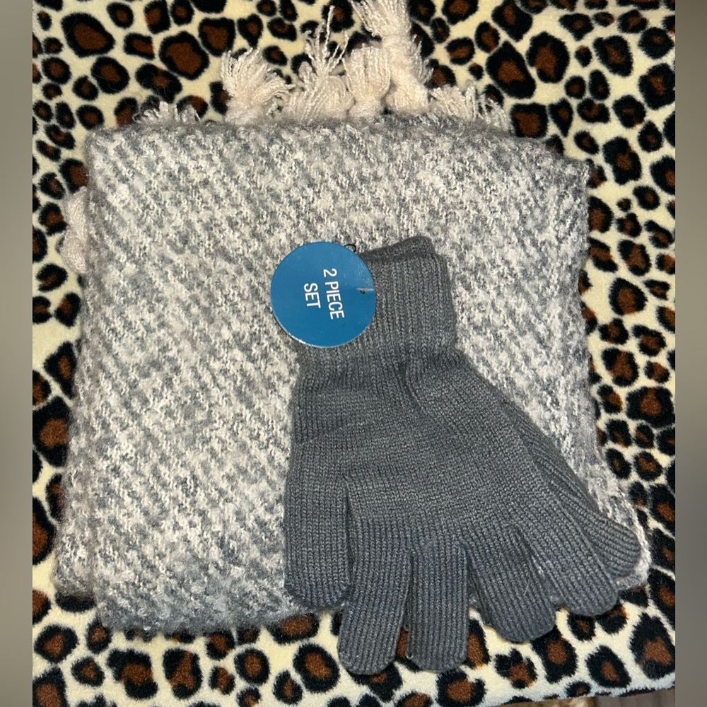 Brand new mitten and scarf set!